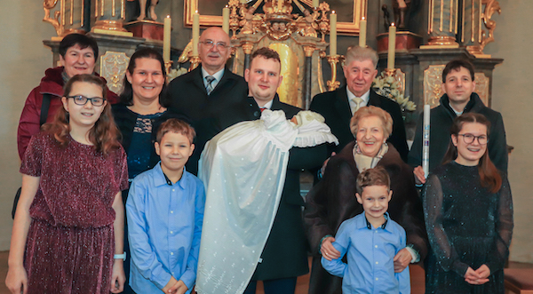 KUZMITS MARIA ANNA