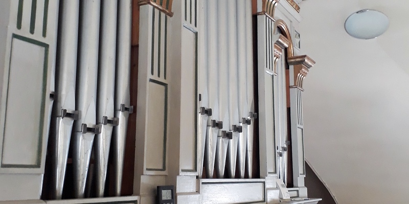 Zurndorf - Pfarrkirche St. Peter und Paul / Gottfried Allmer