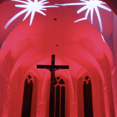 Unter dem Titel 'FeelTheDome' findet am Freitag, 10. November, um 18.30 Uhr, ein Jugendgottesdienst im Martinsdom in Eisenstadt statt.