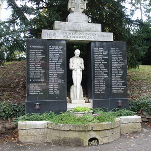 Kriegerdenkmal                        