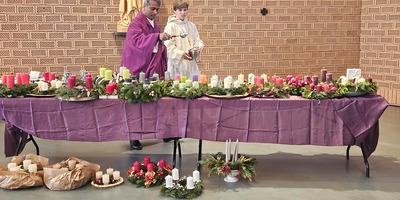 Segnung Adventkränze