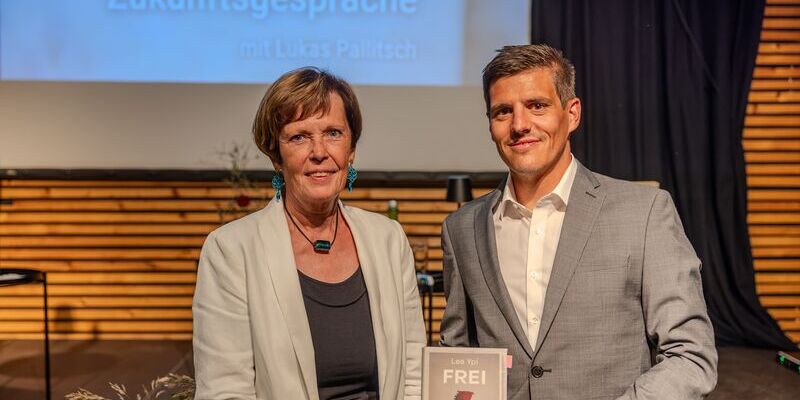 (v.l.n.r.): Univ.-Prof. Dr. Andrea Lehner-Hartmann und Dr. Lukas Pallitsch