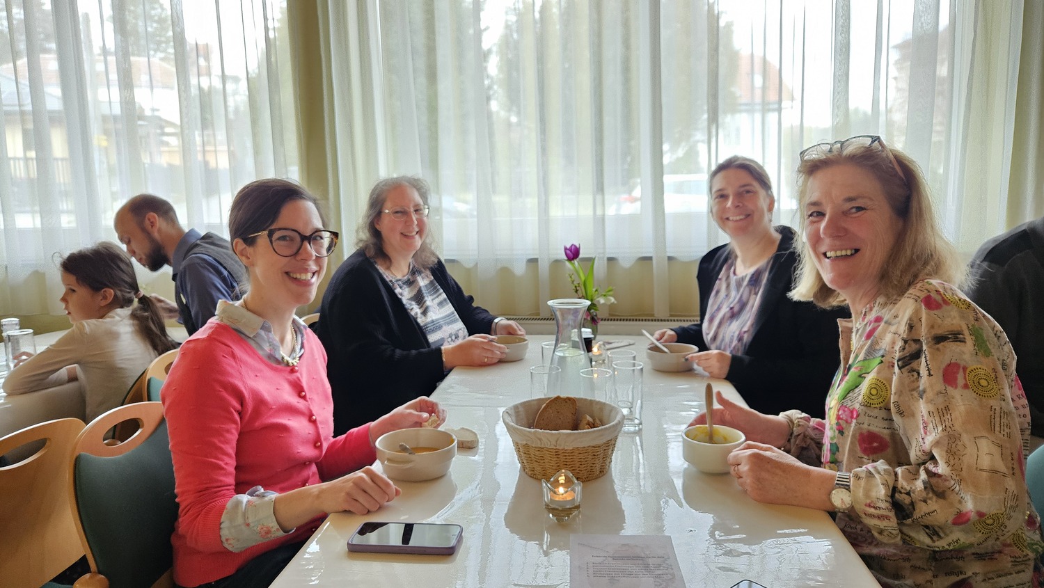v.l. Kathi Graner und die Pfarrgemeinderätinnen Elisabeth Hanner, Nadja Hutter und Gerda Schrammel
