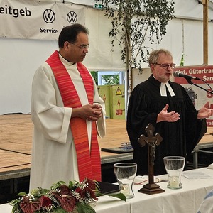Pater Kuruvila, evang. Pfarrer Mag. Andreas Hankemeier