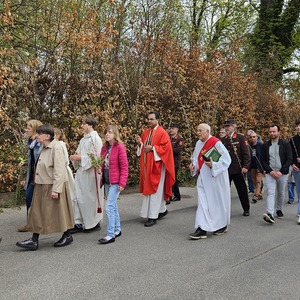 Palmprozession in die Pfarrkirche