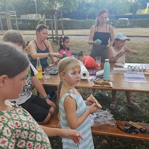 Kinder Spielestation